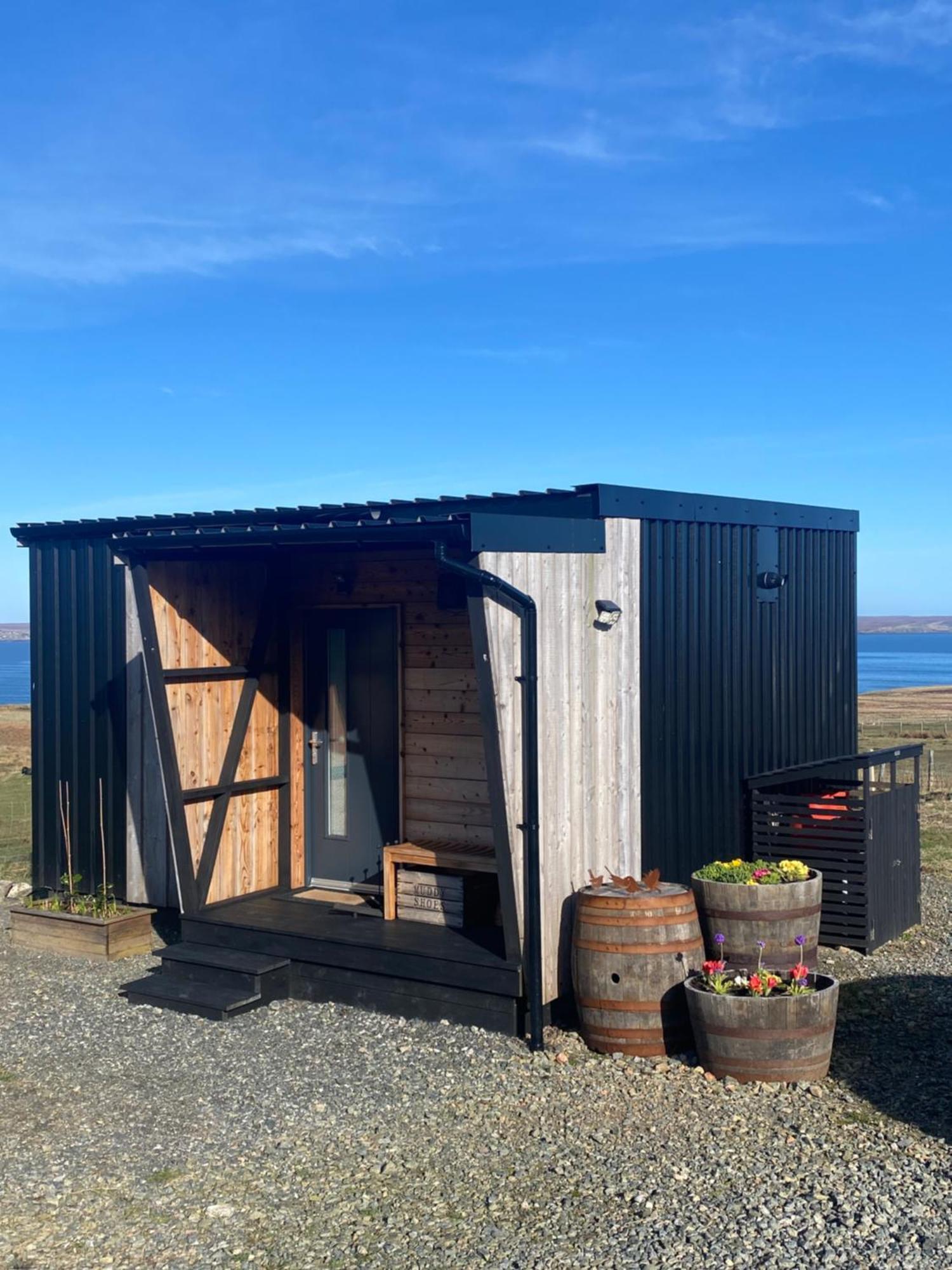 Unique Luxurious Cabin On Sea View Working Croft Garrabost المظهر الخارجي الصورة